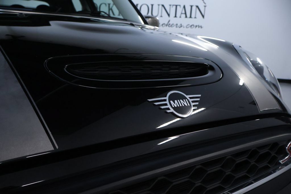 Used 2023 MINI Cooper S FWD image 9