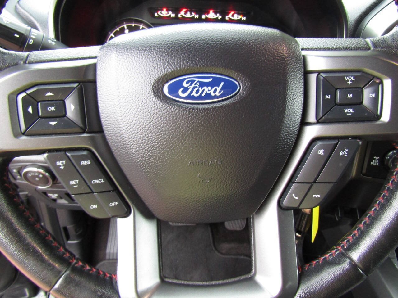 Used 2019 Ford F150 XLT w/ Equipment Group 302A Luxury AWD/4WD image 20