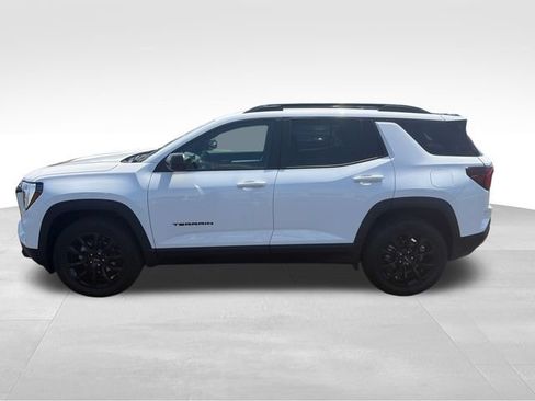 Used 2026 GMC Terrain Elevation w/ Elevation Premium Package AWD/4WD image 2