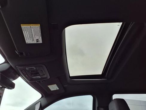 New 2025 GMC Sierra 2500 AT4 w/ AT4 Premium Plus Package image 13