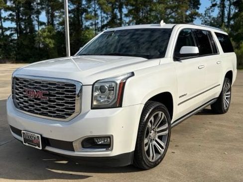 Used 2020 GMC Yukon XL Denali w/ Open Road Package RWD image 1