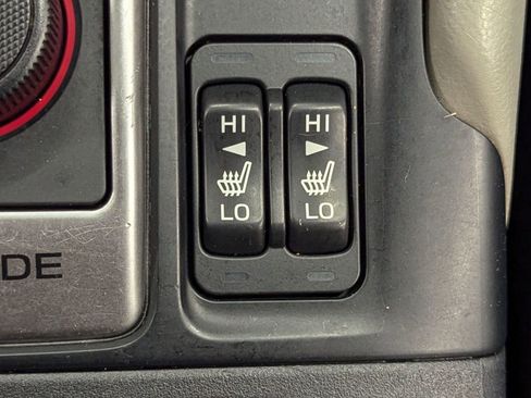 Used 2020 Subaru Forester Premium image 32