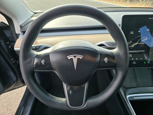 Used 2021 Tesla Model 3 Standard Range Plus RWD image 17