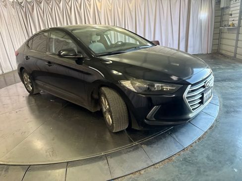 Used 2018 Hyundai Elantra Value Edition w/ Cargo Package FWD image 3