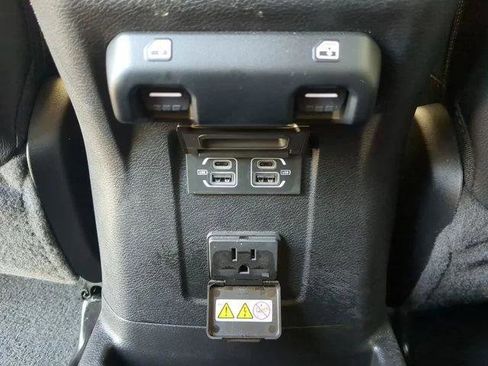 Certified 2023 Jeep Wrangler Unlimited Sahara w/ Dual Top Group AWD/4WD image 16