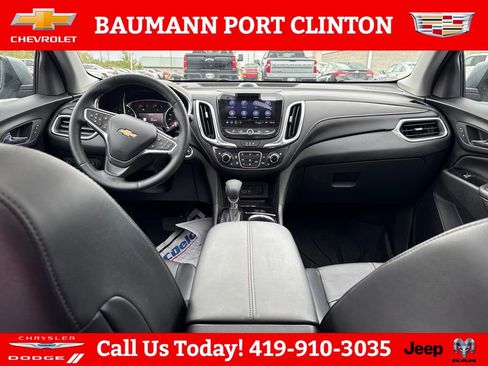 Used 2023 Chevrolet Equinox Premier FWD image 12