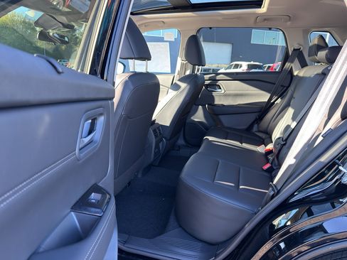 New 2026 Nissan Rogue SV w/ SV Premium Package image 30