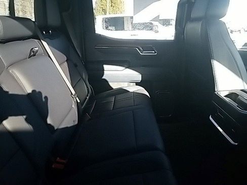 Certified 2024 Chevrolet Silverado 1500 High Country image 16