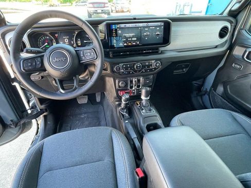 Used 2025 Jeep Wrangler Unlimited Sport S 4xe AWD/4WD image 23