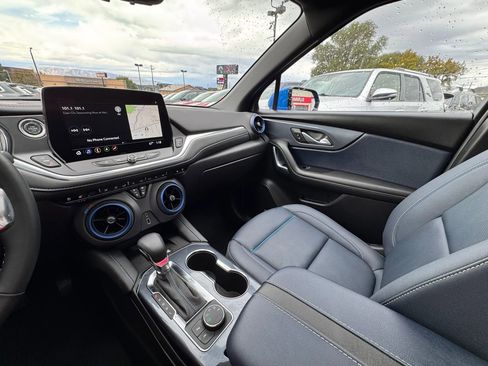 Used 2025 Chevrolet Blazer RS w/ Driver Confidence II Package image 17