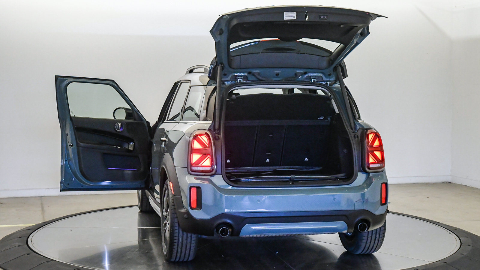 Certified 2024 MINI Cooper Countryman S FWD image 26