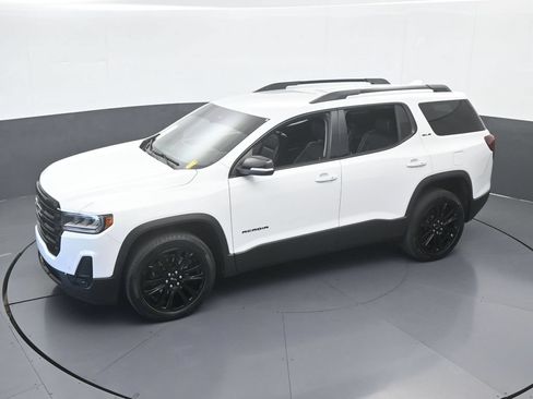 Used 2023 GMC Acadia SLE w/ Driver Convenience Package FWD image 51