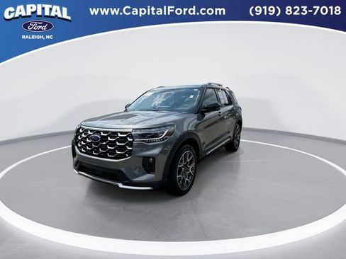 Used 2025 Ford Explorer Platinum w/ Ultimate Package AWD/4WD image 4