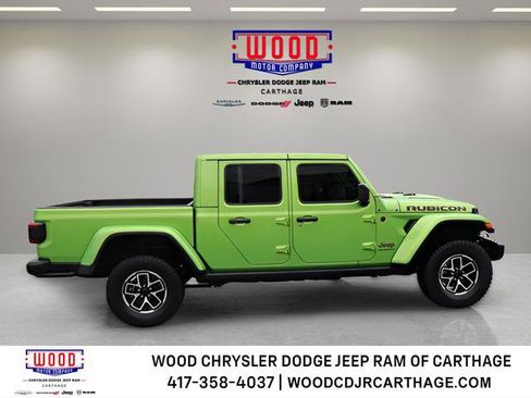 Used 2025 Jeep Gladiator Rubicon AWD/4WD image 2