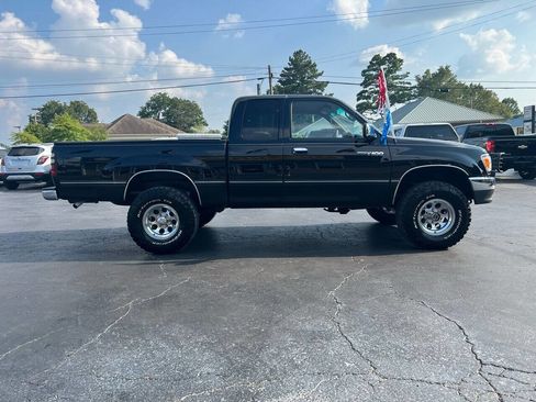 Used 1998 Toyota T100 SR5 image 7