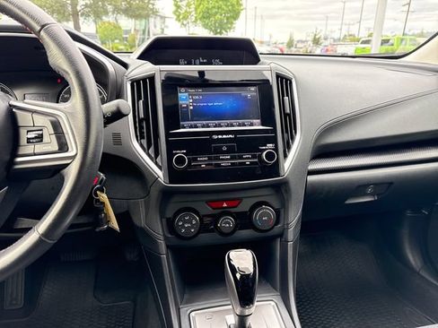 Used 2018 Subaru Crosstrek 2.0i Premium AWD/4WD image 19