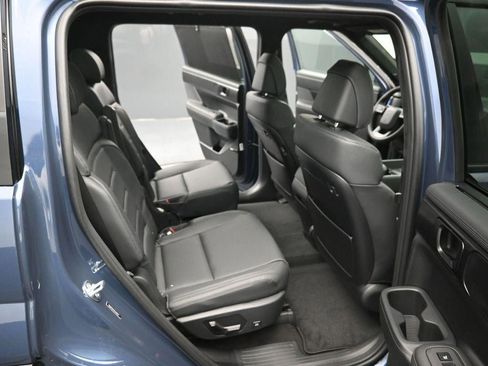 New 2026 Hyundai Santa Fe Calligraphy AWD/4WD image 16
