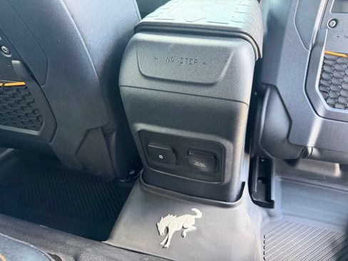 Used 2023 Ford Bronco Badlands AWD/4WD image 39