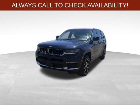 Used 2023 Jeep Grand Cherokee L Limited w/ Trailer Tow Group (B) AWD/4WD image 3