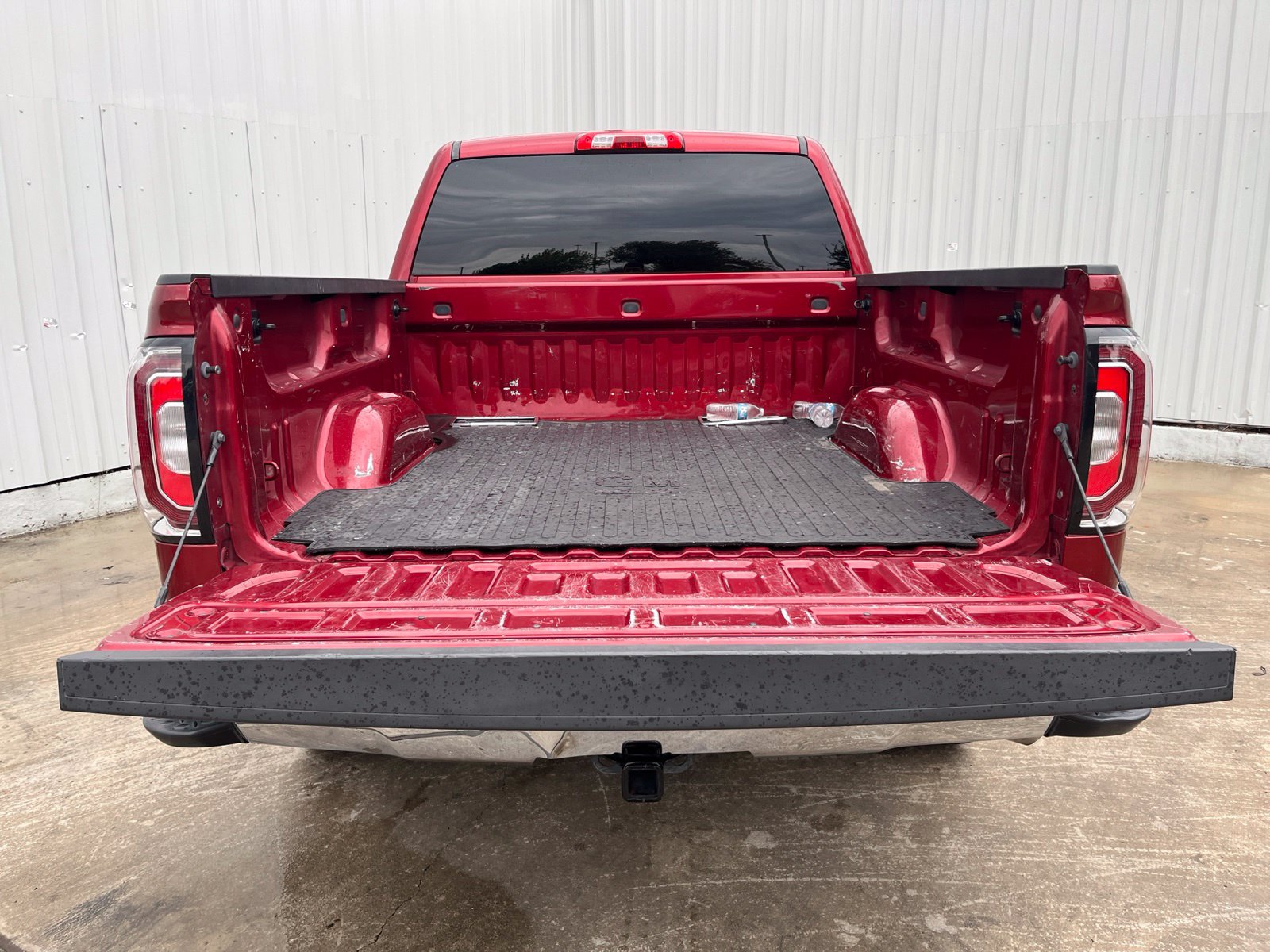 Used 2018 GMC Sierra 1500 SLT w/ Texas SLT Premium Package AWD/4WD image 8