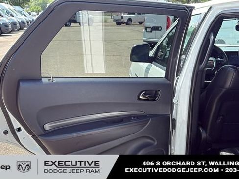 Used 2022 Dodge Durango R/T w/ Blacktop Package AWD/4WD image 22