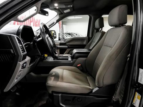 Used 2019 Ford F150 XLT w/ Equipment Group 302A Luxury image 4