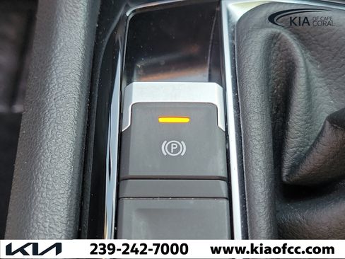 Used 2023 Volkswagen Taos S FWD image 29