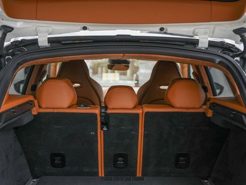 Used 2021 Aston Martin DBX image 70