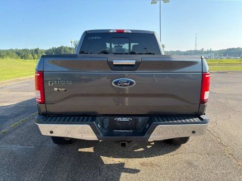 Used 2017 Ford F150 XLT w/ Equipment Group 302A Luxury AWD/4WD image 14