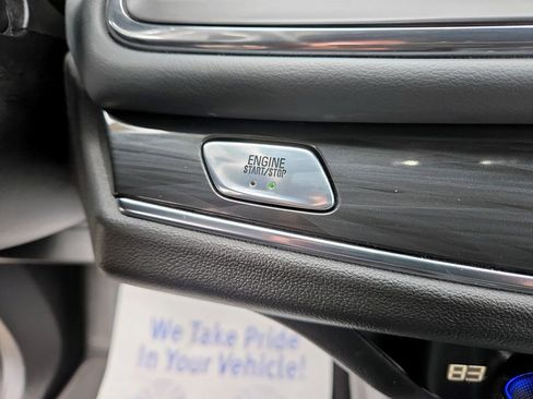 Used 2024 Buick Enclave Premium image 22