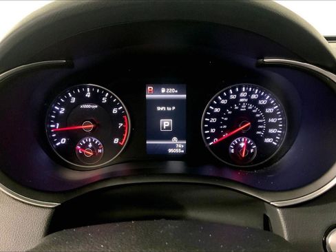 Used 2022 Kia Stinger GT-Line w/ Sun & Sound Package AWD/4WD image 19