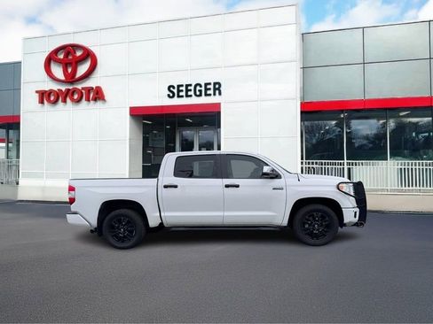 Used 2017 Toyota Tundra Platinum image 2