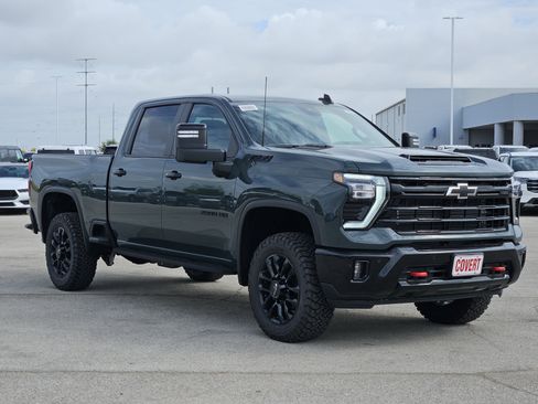 New 2026 Chevrolet Silverado 2500 LT w/ Trail Boss Package AWD/4WD image 2