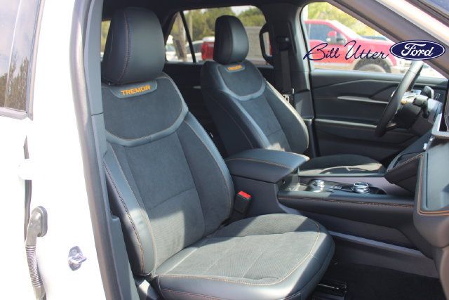 New 2026 Ford Explorer Tremor w/ Tremor Convenience Package AWD/4WD image 7