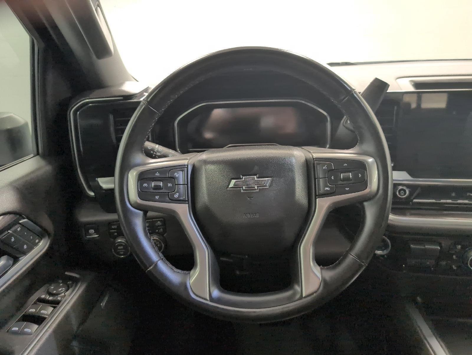 Certified 2025 Chevrolet Silverado 2500 LTZ w/ LTZ Plus Package AWD/4WD image 5