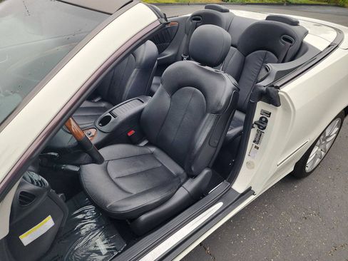 Used 2009 Mercedes-Benz CLK 350 Cabriolet image 17