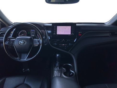 Used 2023 Toyota Camry SE w/ Convenience Package FWD image 10