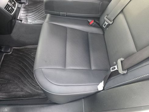 Used 2016 Lexus ES 350 w/ Accessory Package FWD image 19