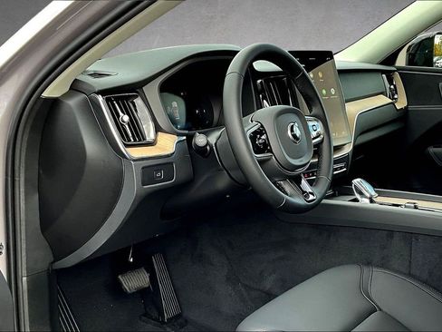 New 2026 Volvo XC60 B5 Plus w/ Protection Package Premier AWD/4WD image 7