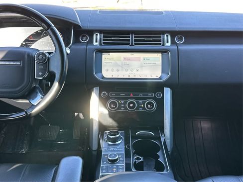 Used 2017 Land Rover Range Rover HSE image 19