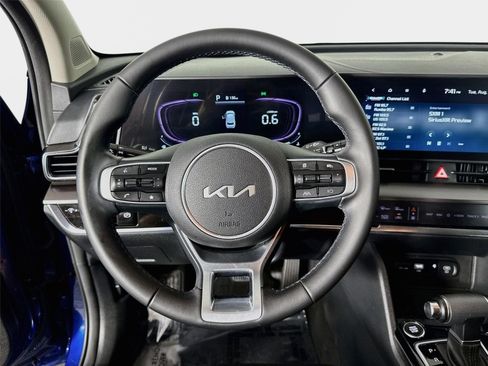 Certified 2023 Kia Sportage EX FWD image 12