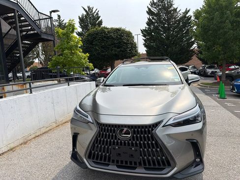 Used 2023 Lexus NX 350 AWD image 2