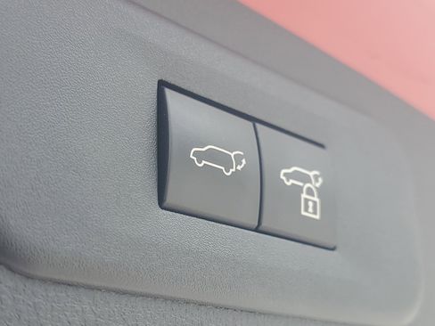 Certified 2024 Lexus NX 250 FWD w/ Towing Package (2000 Lbs) image 13