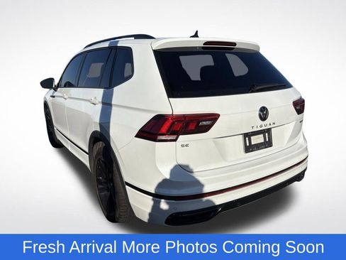 Used 2024 Volkswagen Tiguan SE R-Line image 4