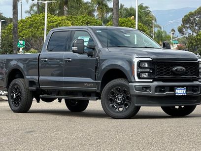 New 2025 Ford F250 Lariat w/ Black Appearance Package