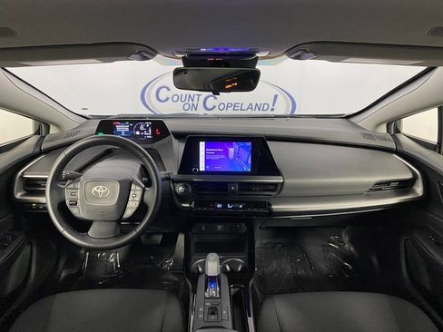 Used 2023 Toyota Prius LE image 12