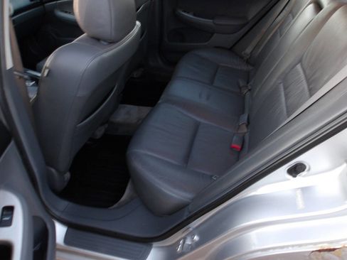 Used 2006 Honda Accord EX image 21