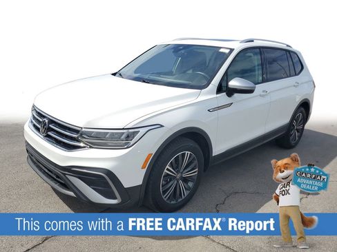 Used 2024 Volkswagen Tiguan Wolfsburg Edition FWD image 3
