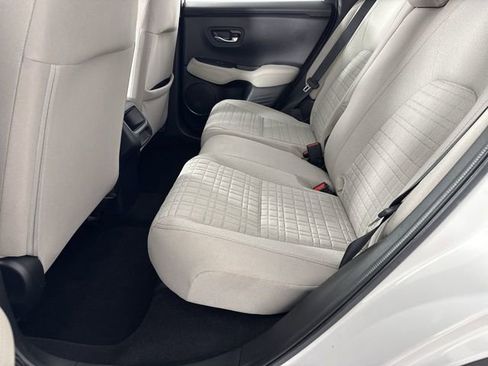 Used 2023 Honda HR-V LX image 23