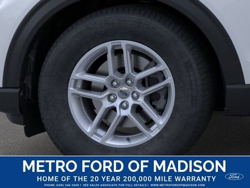 New 2026 Ford Explorer Active AWD/4WD image 21